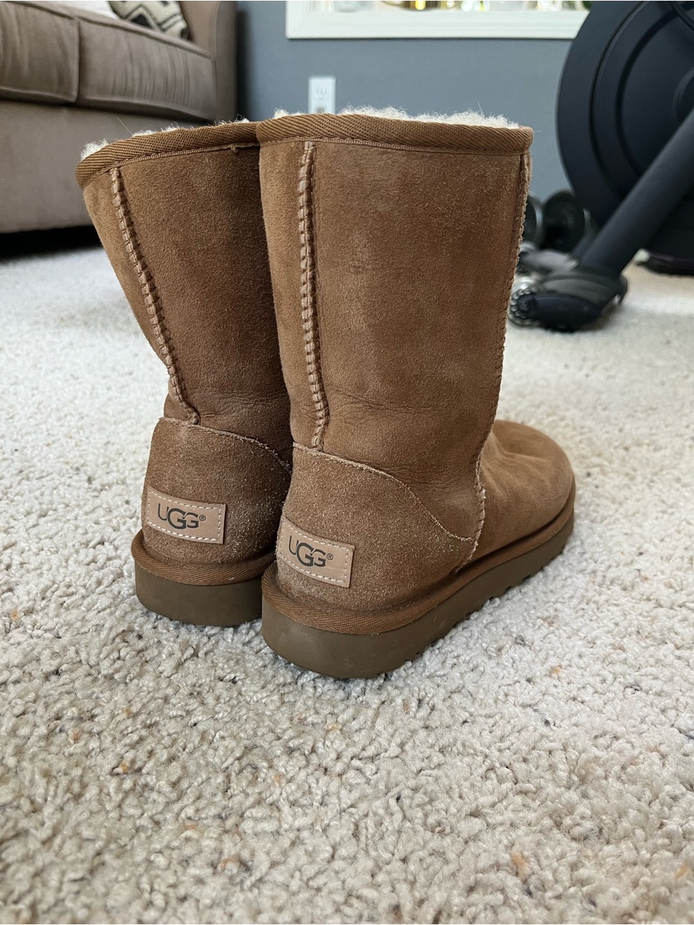 UGG Short Suede Shearling Boots - Chestnut Brown